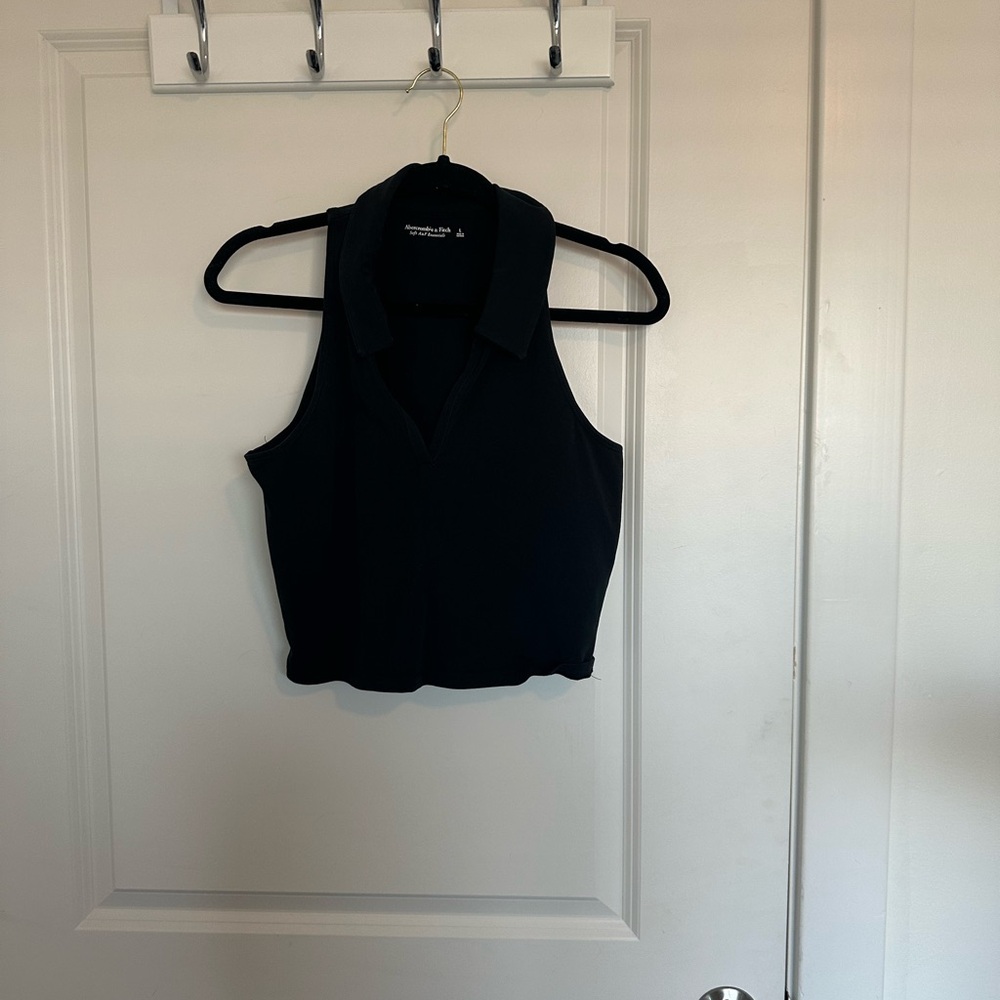 Abercrombie & Fitch Black Sleeveless Crop Top